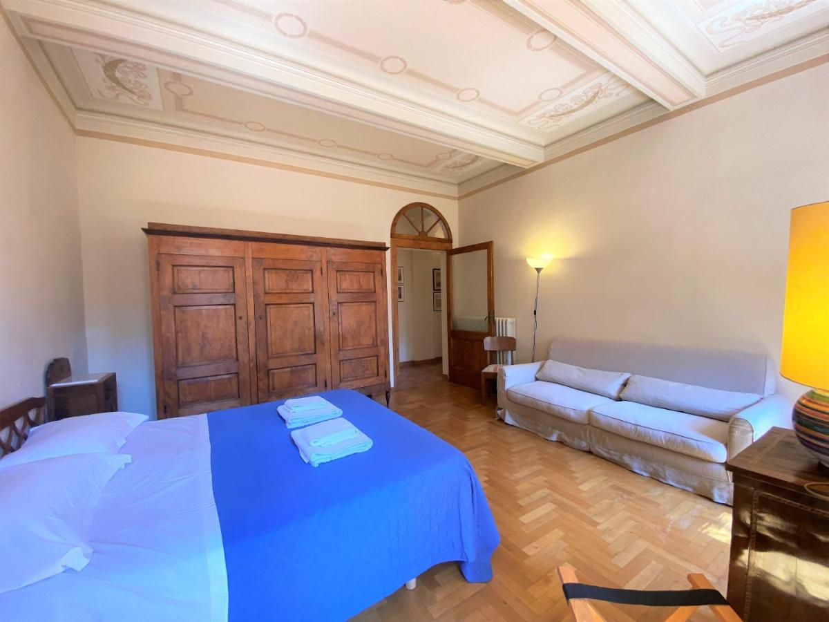 La Fonte-With Balcony Close By Piazza Del Campo Siena Exteriör bild